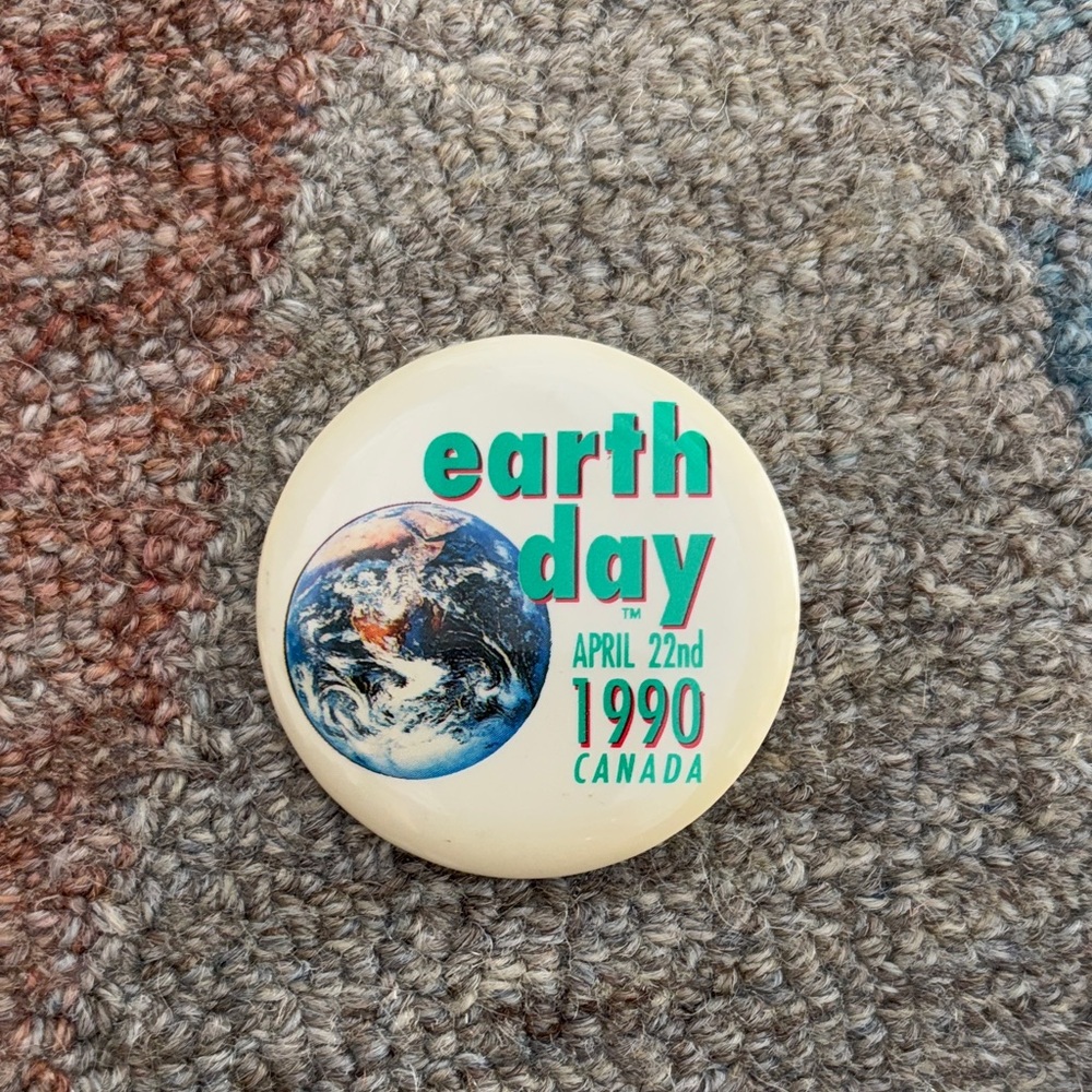 Earth Day 1990 Commemorative Button